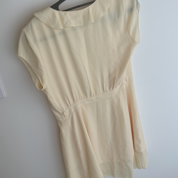 Aritzia Sunday Best yellow wrap dress - Picture 2 of 2